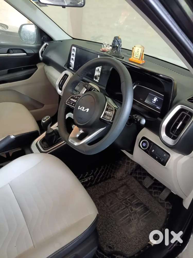 Kia Sonet 2023 Petrol 11010 Km Driven