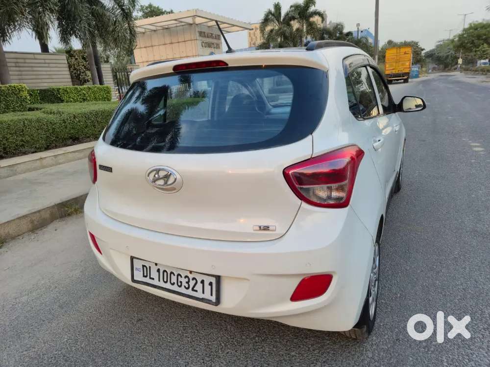 Hyundai Grand I10 Crdi Sportz Petrol 2015