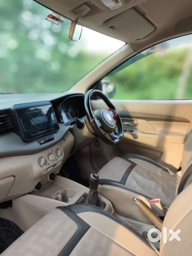 Maruti Suzuki Ertiga 1.5 Vxi, 2023, Petrol