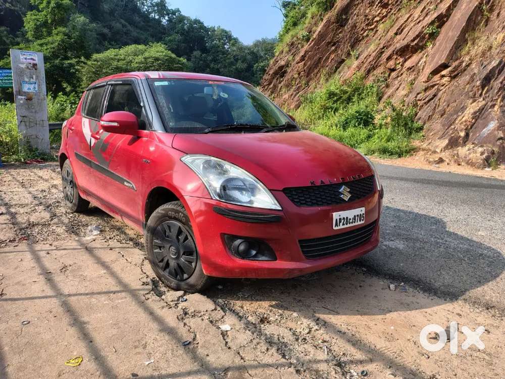 Maruti Suzuki Swift 2013 Petrol 105000 Km Driven