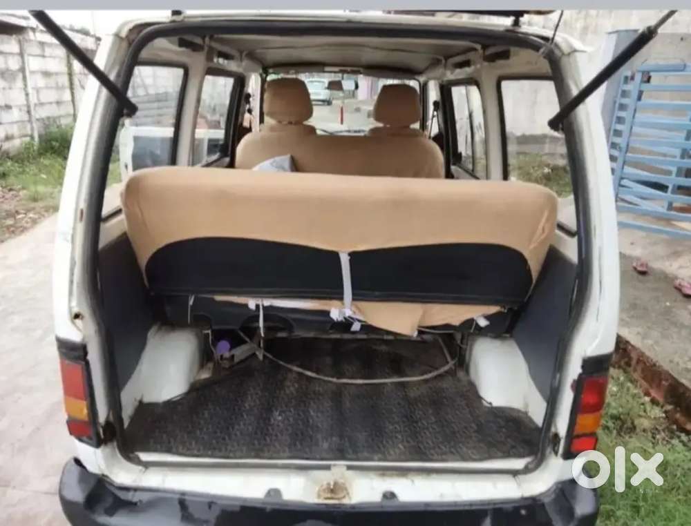 Maruti Suzuki Omni 2012