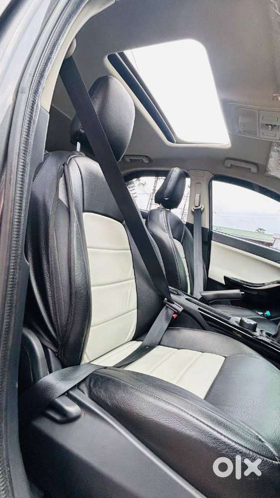 Tata Nexon Fearless Plus 1.2 Revotron Petrol 6 Mt, 2024, Petrol