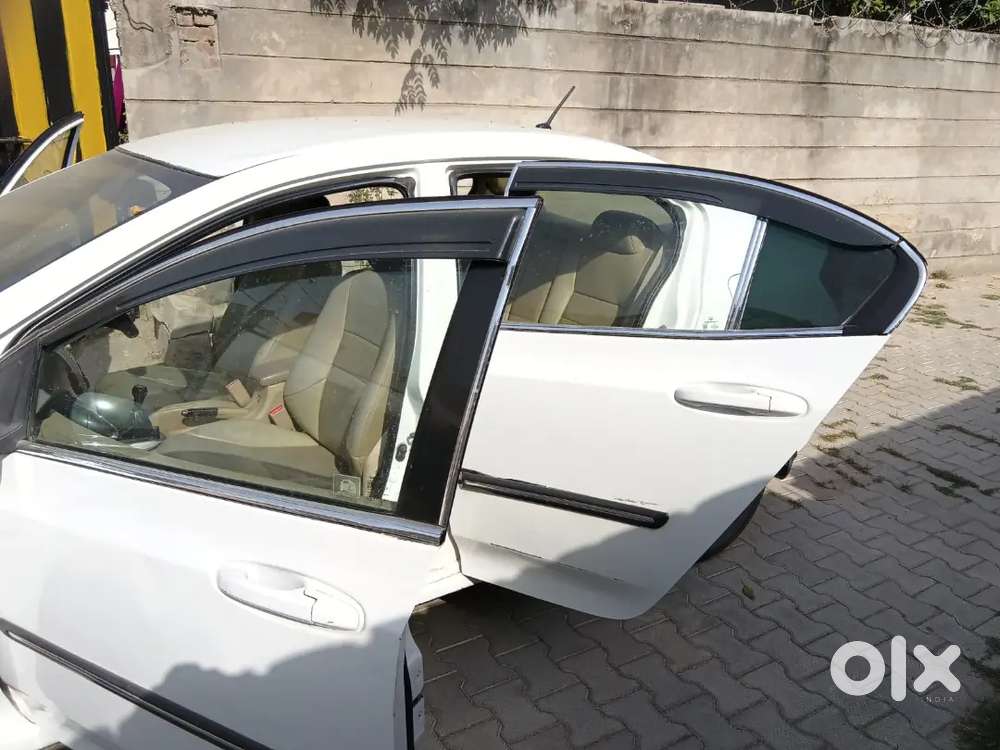 Honda City Cng Petrol 2011