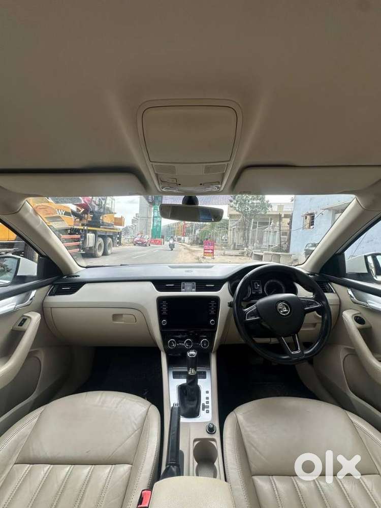 Skoda Octavia 2.0 Tdi At Style Plus, 2017, Petrol