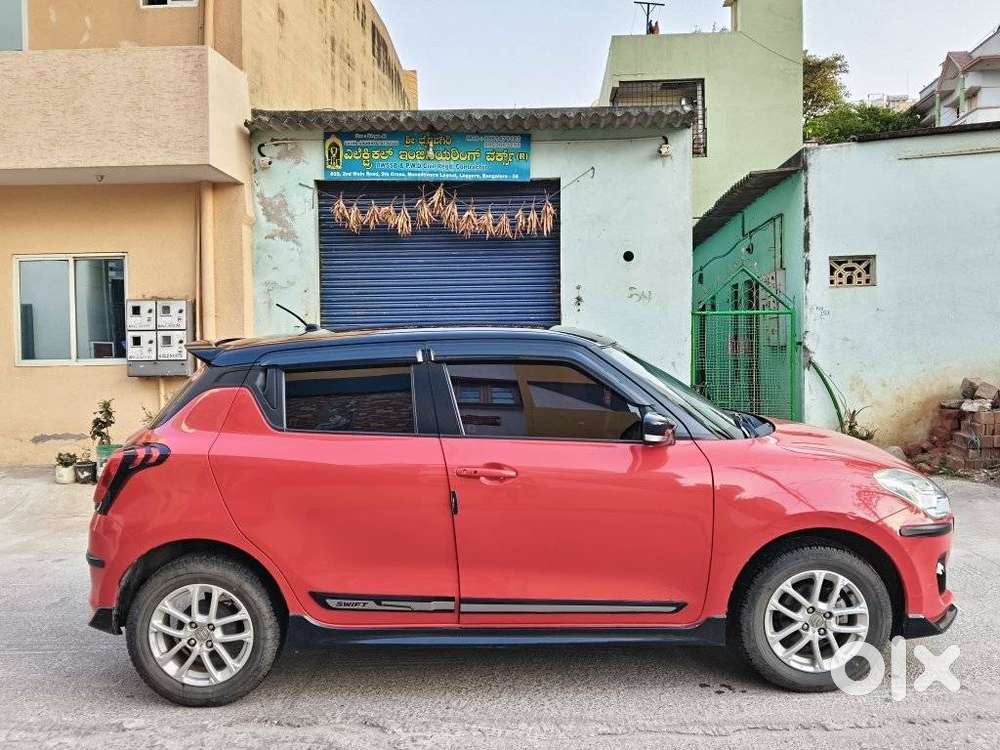 Maruti Suzuki Swift 1.3 Zxi, 2022, Petrol