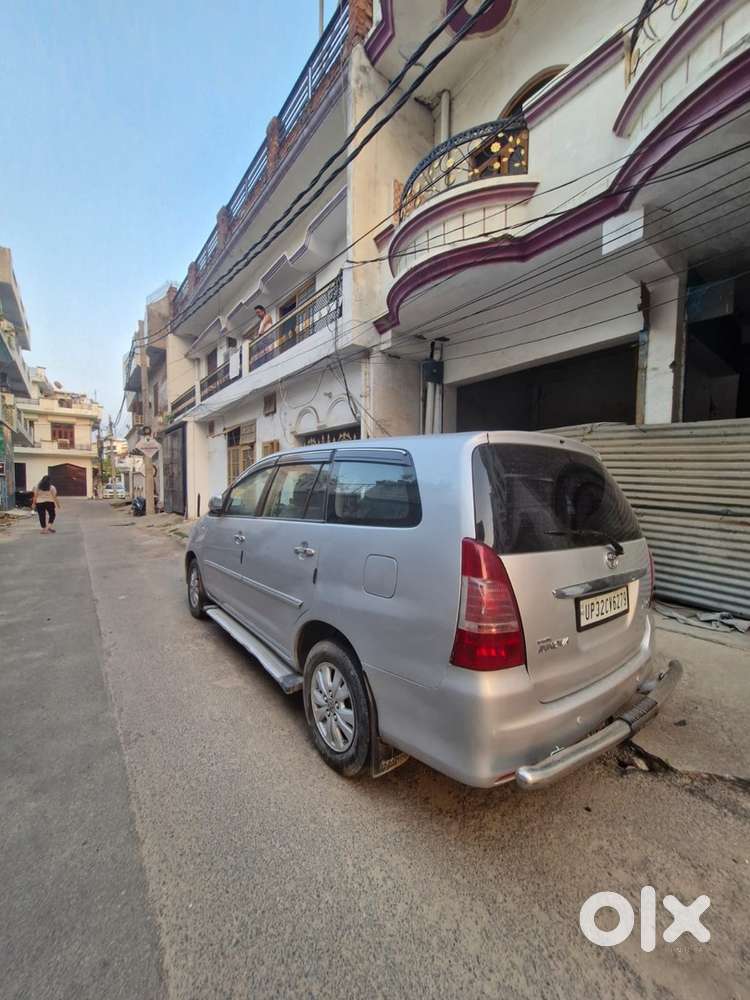 Toyota Innova Diesel 2010 Car