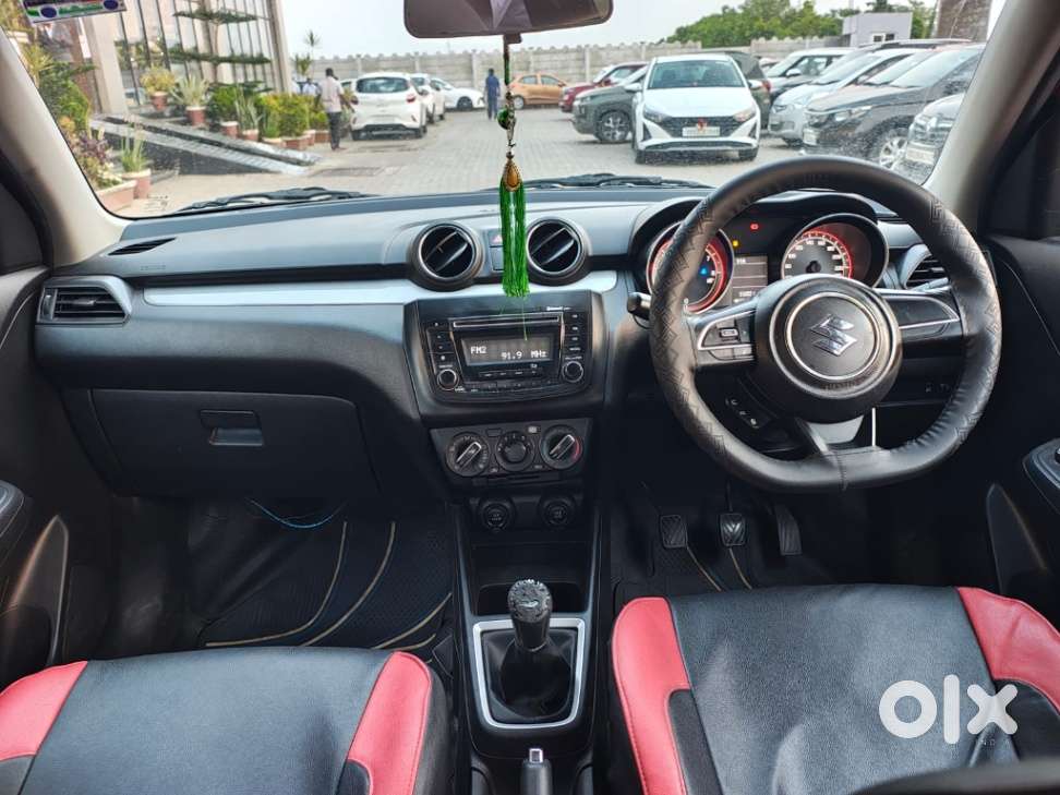 Maruti Suzuki Swift Vxi Abs Bsiv, 2019, Petrol