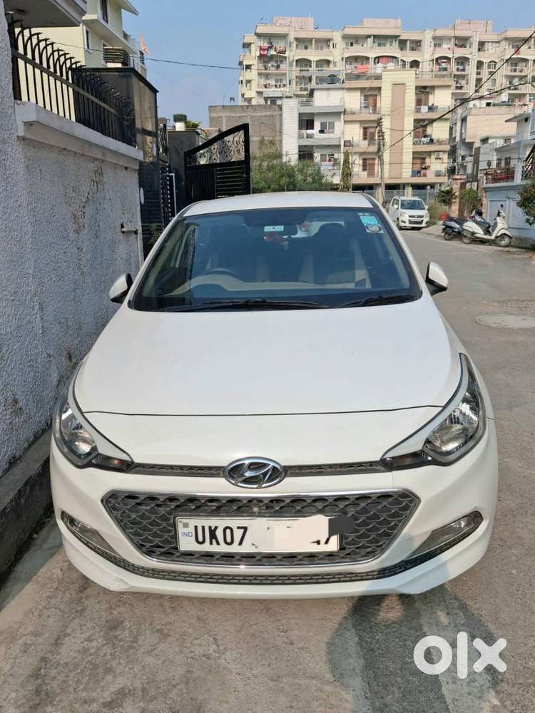 Hyundai I20 Sportz Petrol  Good Condition