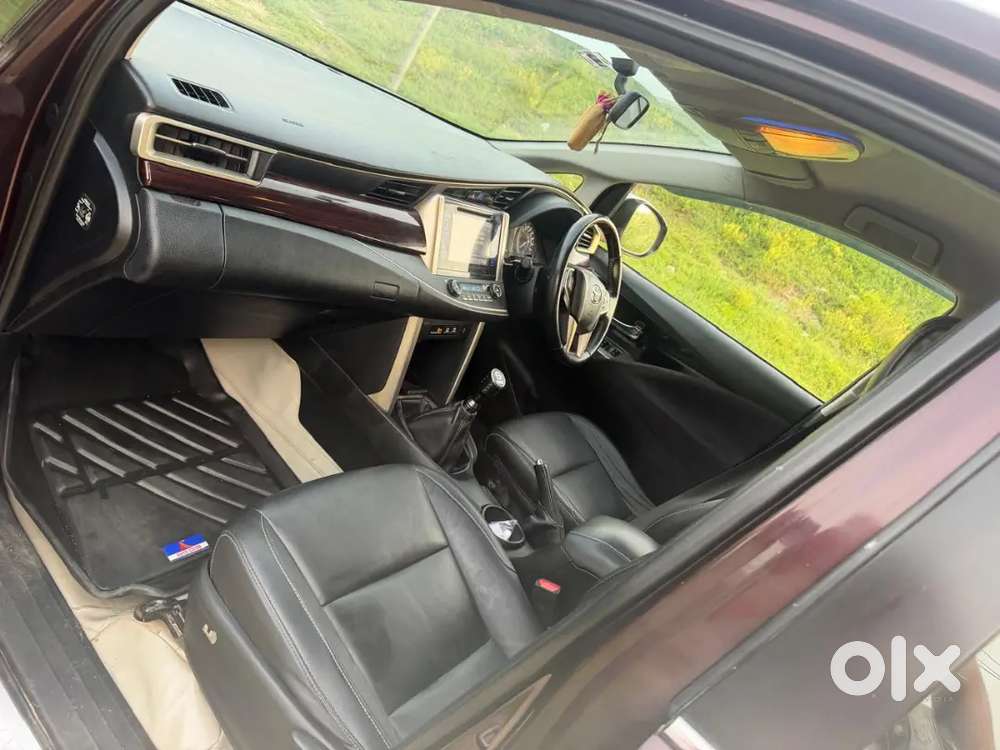 Toyota Innova Crysta 2017 Diesel 7-seater