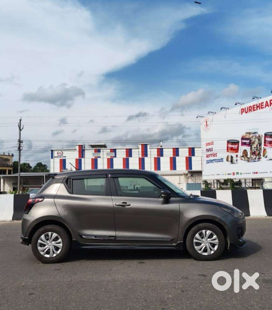 Maruti Suzuki Swift 1.2 Vxi (o), 2023, Petrol