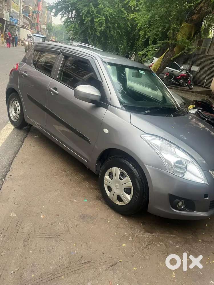 Maruti Swift 2013 (jan 2014 Registered)  1st Owner