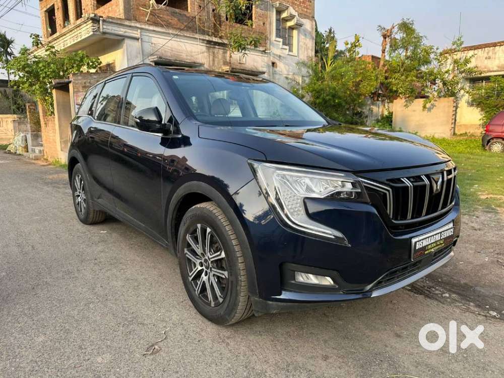 Mahindra Xuv700 2.0 Ax 7 Petrol Mt Str, 2022, Petrol