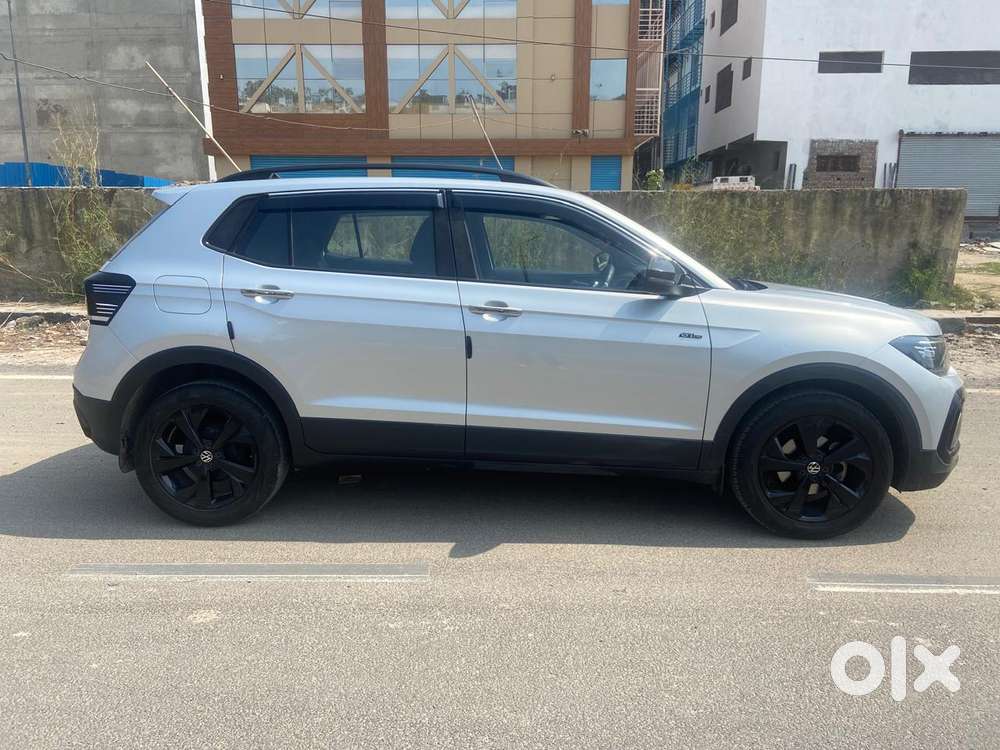 Volkswagen Taigun 1.0 Tsi Highline At, 2025