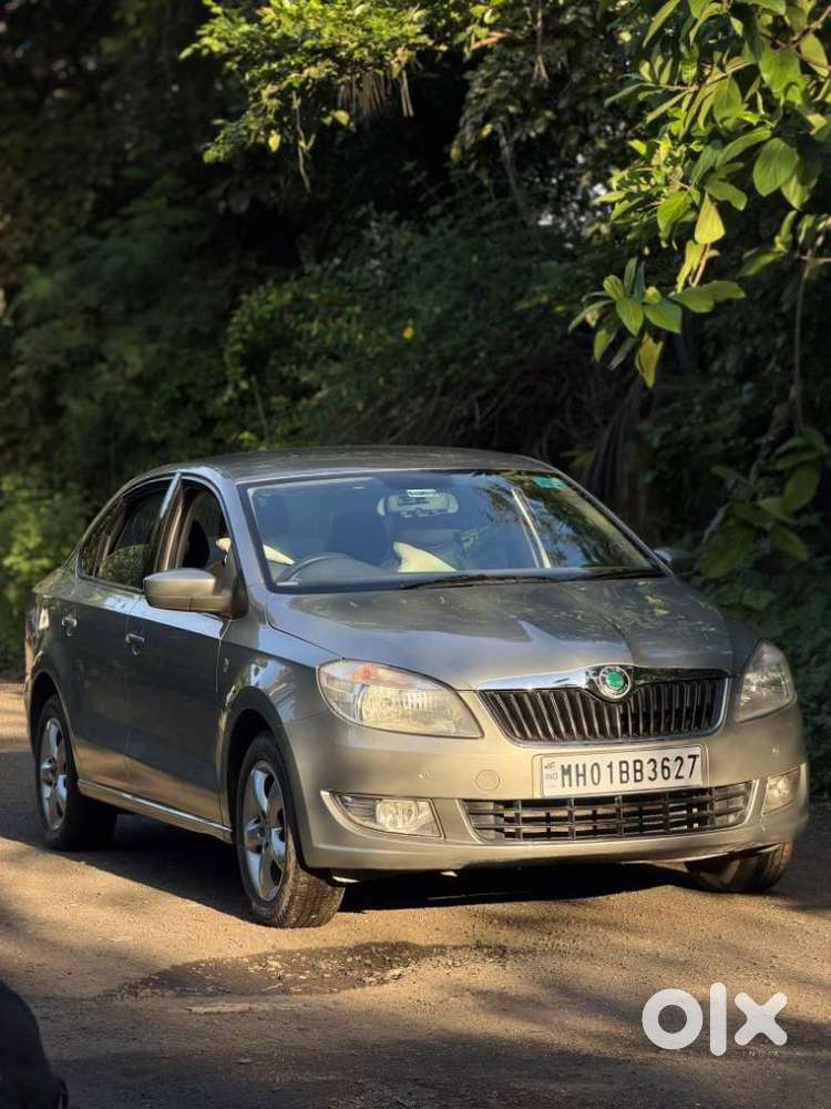 Skoda Rapid 1.6 Mpi Ambition, 2012, Petrol