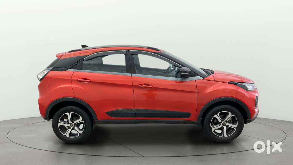 Tata Nexon 1.2 Revotron Xz Plus, 2022, Petrol