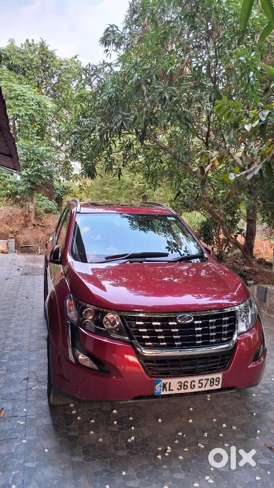 Mahindra Xuv500 2018 Diesel 110142 Km Driven