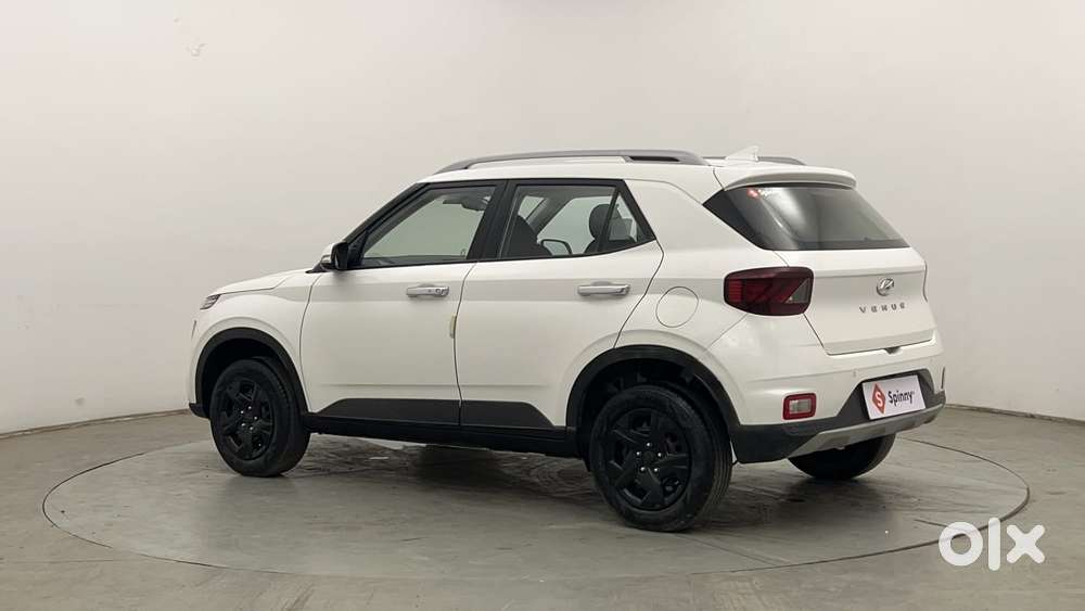 Hyundai Venue 1.2 S Plus, 2022, Petrol