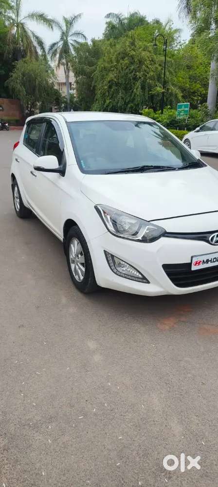 I20 Asta 2013 Top Condition