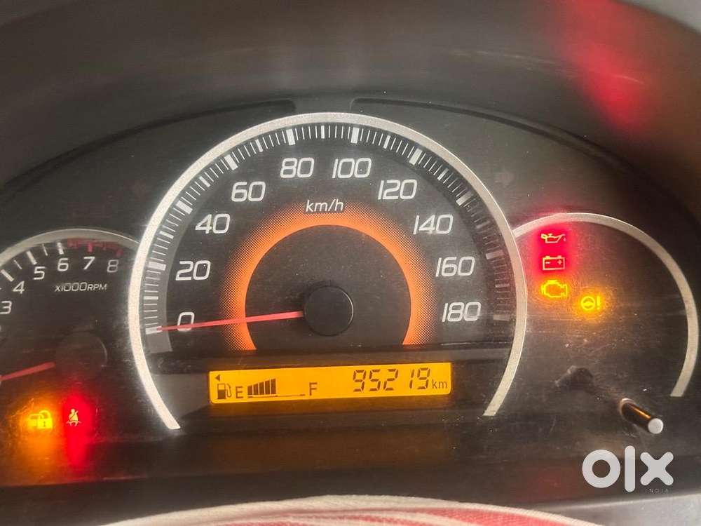 Maruti Suzuki Swift 2012