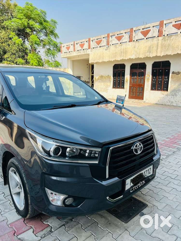 Toyota Innova Crysta Diesel 2016 Year