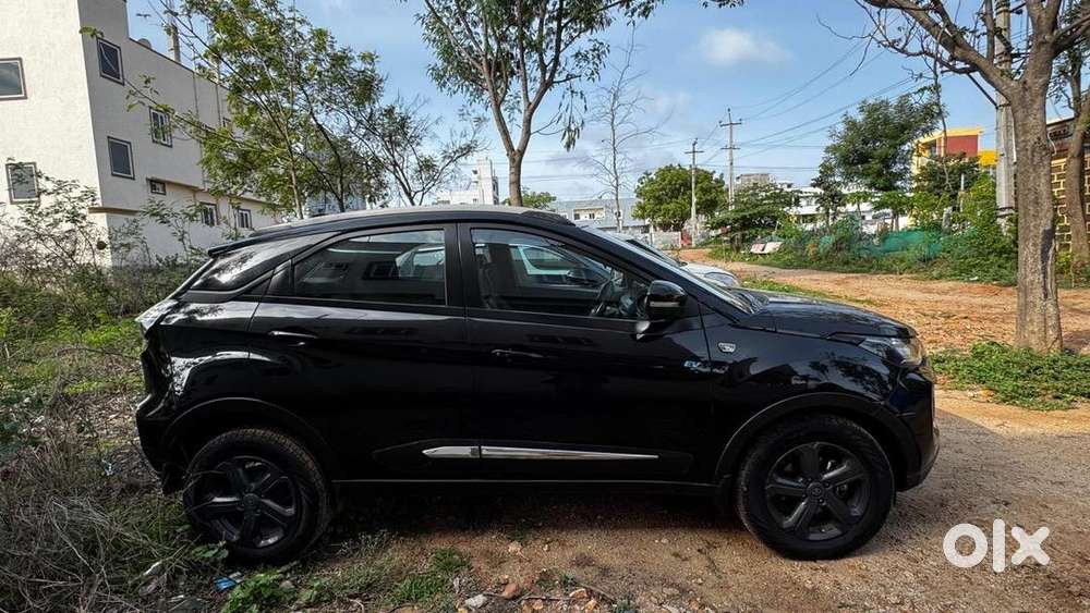 Tata Nexon Ev Xz+ Lux Dark Edition 2022 Model
