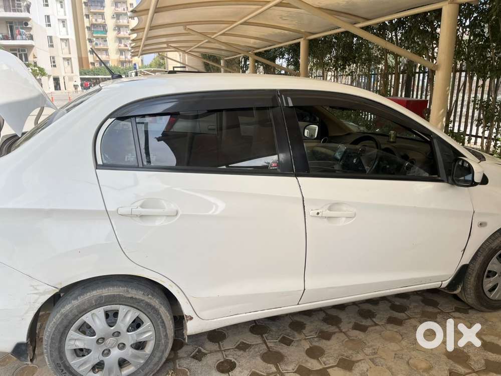 Honda Amaze Petrol 2013