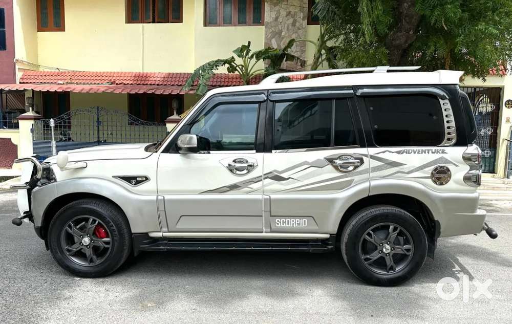Mahindra Scorpio S10, 2016, Diesel