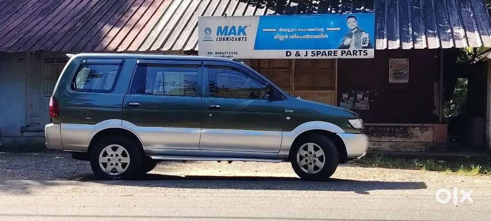 Chevrolet Tavera Elite 2004