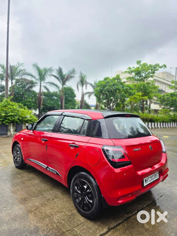 Maruti Suzuki Swift 1.2 Lxi (o), 2025, Petrol