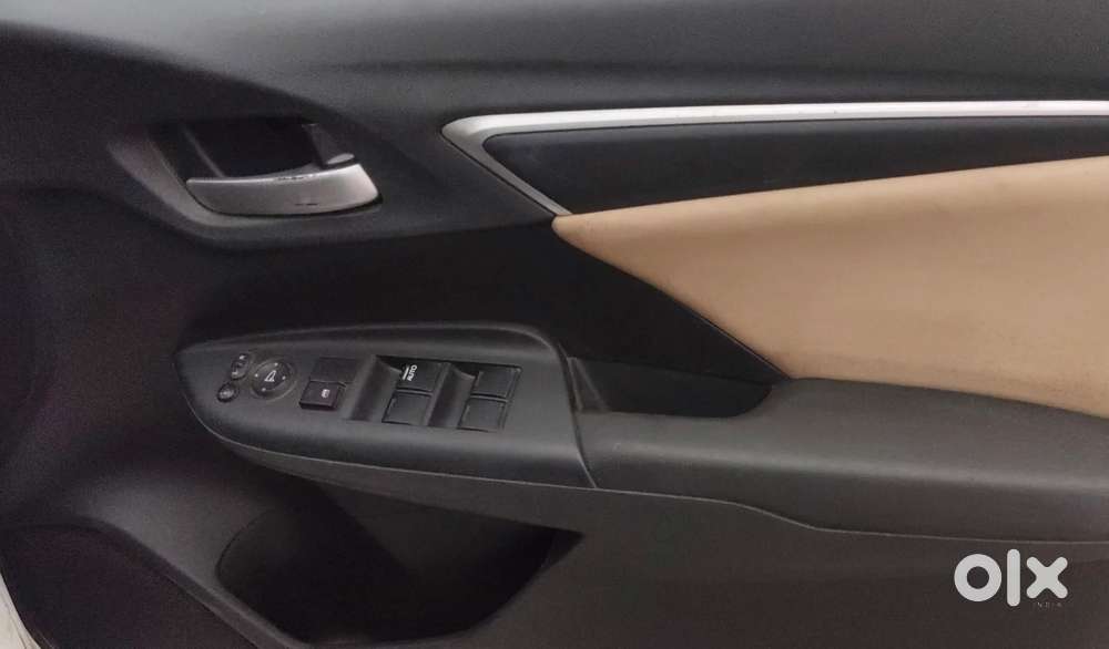 Honda Jazz 1.2 V At I Vtec, 2016, Petrol