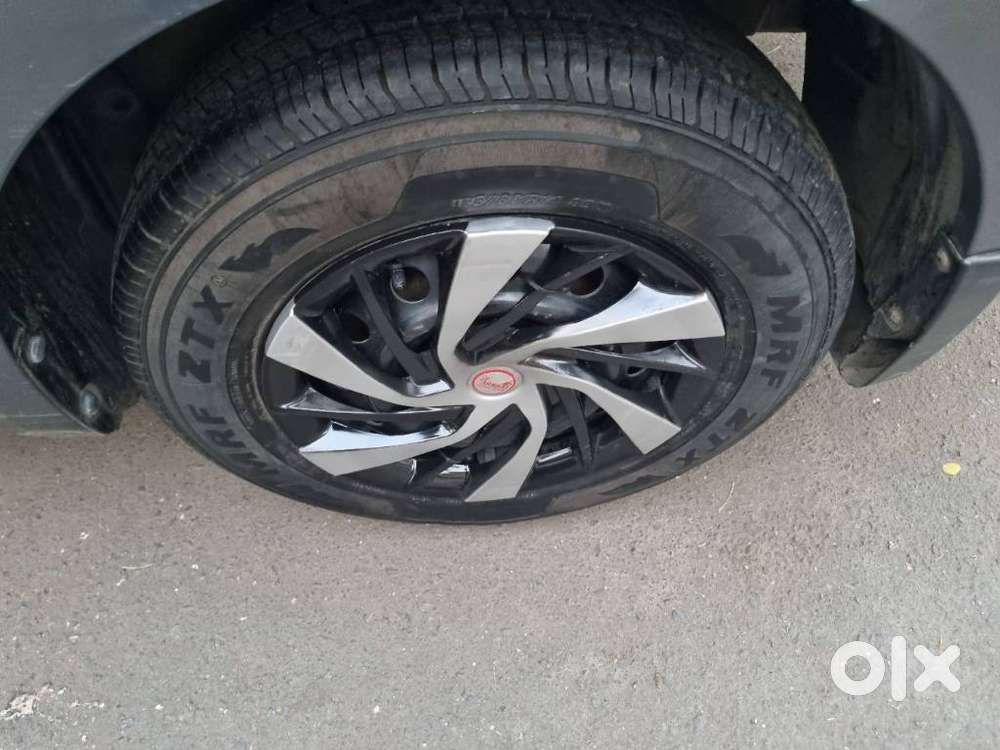 Maruti Suzuki Swift Dzire Vxi Optional, 2011, Petrol