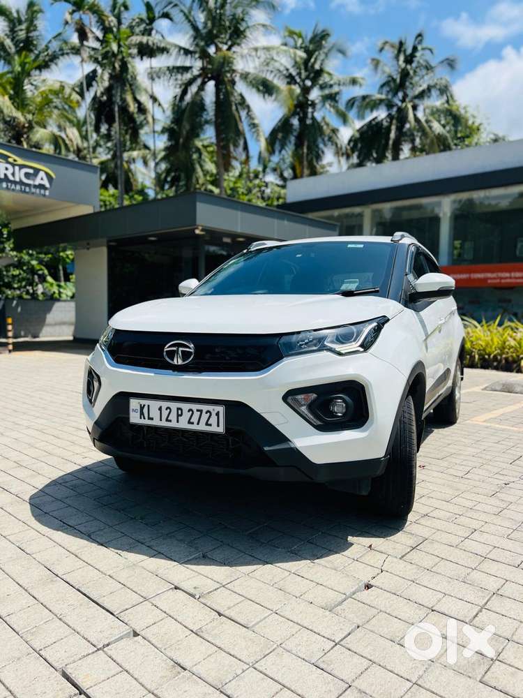 Tata Nexon 1.2 Revotron Xm (s), 2022, Petrol