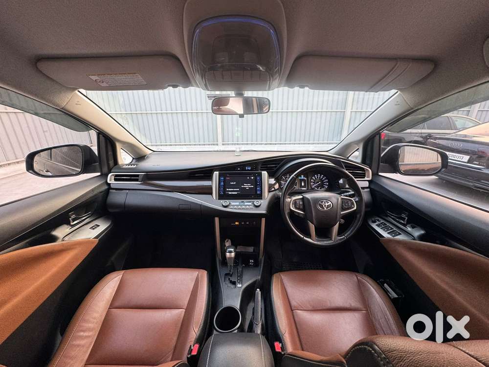 Toyota Innova Crysta 2.8z Automatic, 2017, Diesel