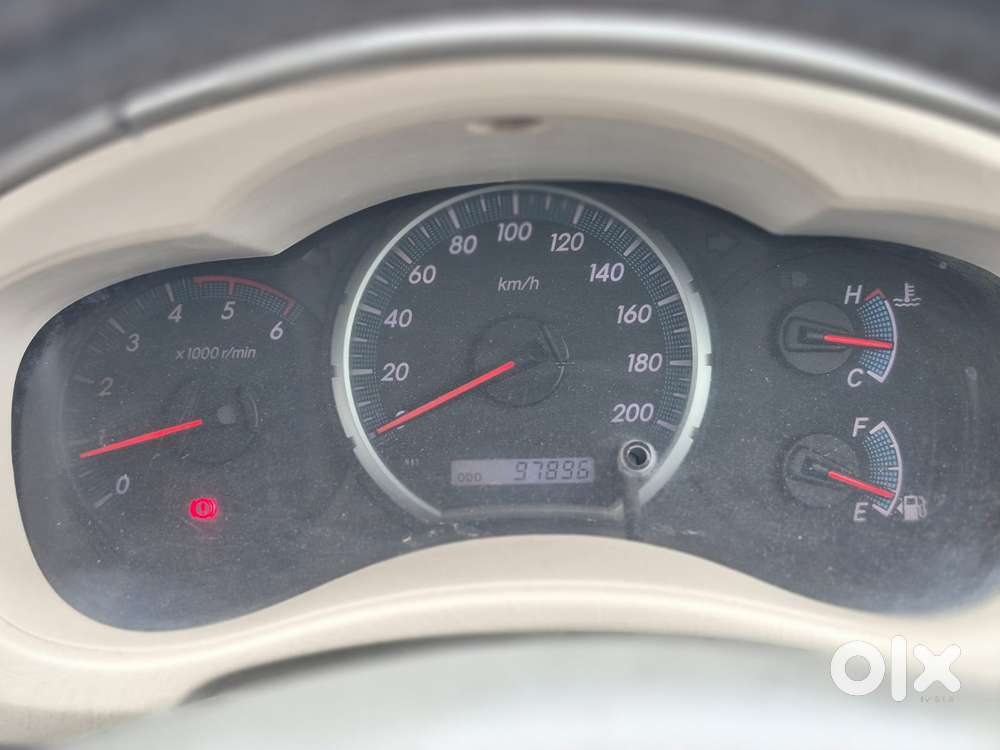 Toyota Innova 2.5 E Diesel Ms 7-seater, 2012, Diesel