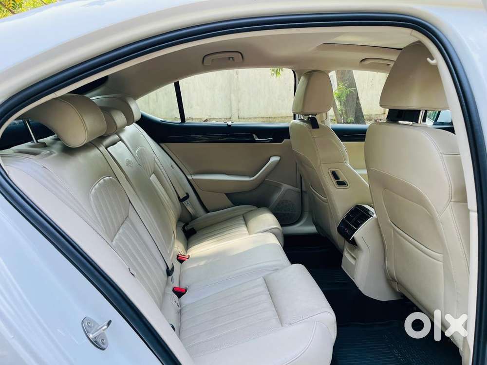 Skoda Superb 2.0 L&k Tsi At, 2018, Petrol