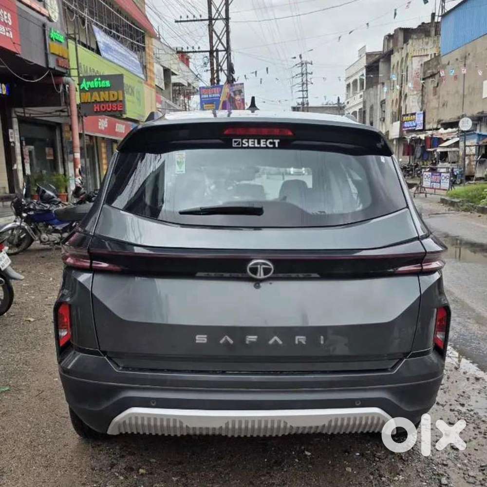 Tata Safari Pure + S (at)