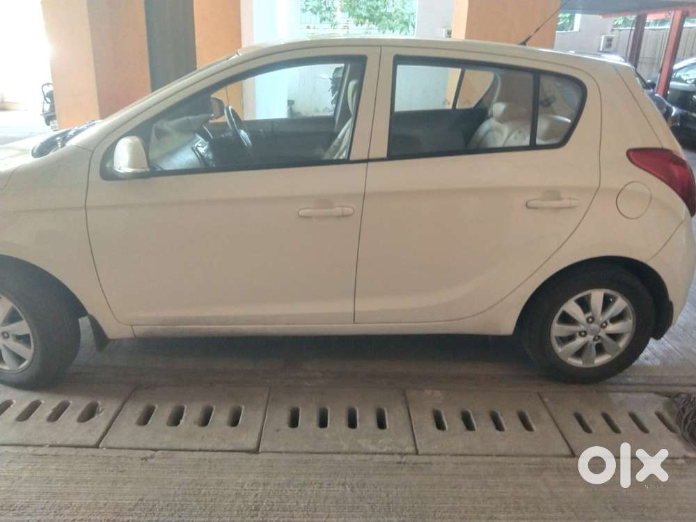 Hyundai I20 Sportz 1.4 Crdi 6 Speed Bs-iv, 2012, Diesel