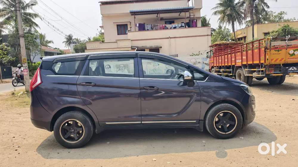 Mahindra Marazzo M4 (2019) - Service History Available
