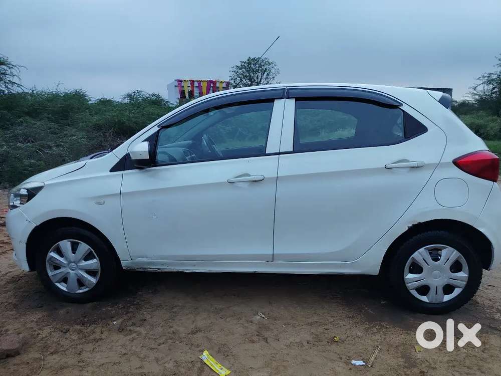 Tata Tiago 2017 Petrol Well Maintained