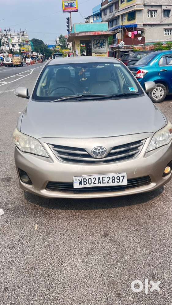 Toyota Corolla Altis 2013