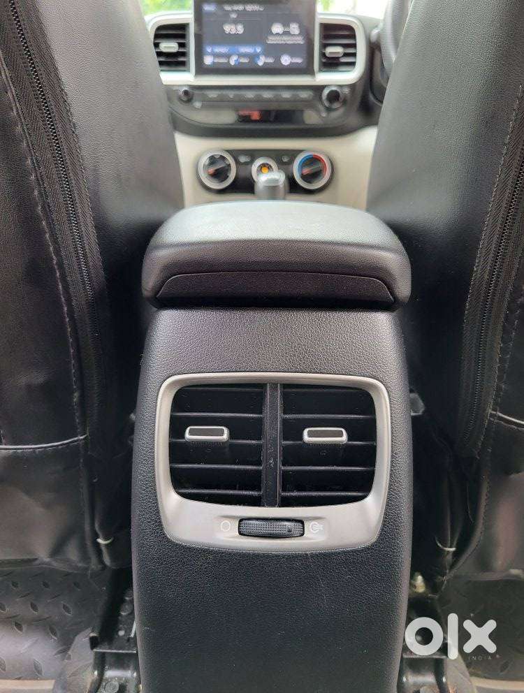 Hyundai Venue S 1.2 Petrol, 2023, Petrol