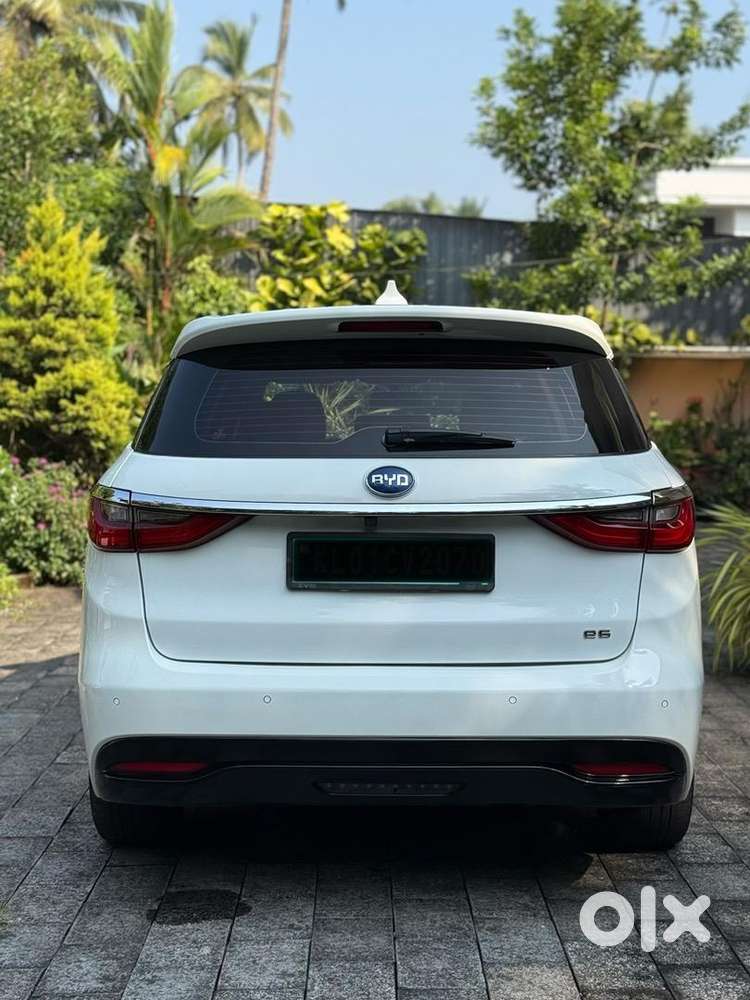 Byd E6 2022 Electric Well Maintained