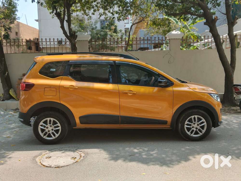 Renault Triber Rxt, 2022, Petrol