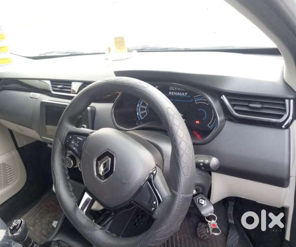 Renault Triber Petrol 2022
