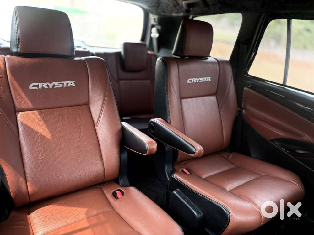Toyota Innova Crysta