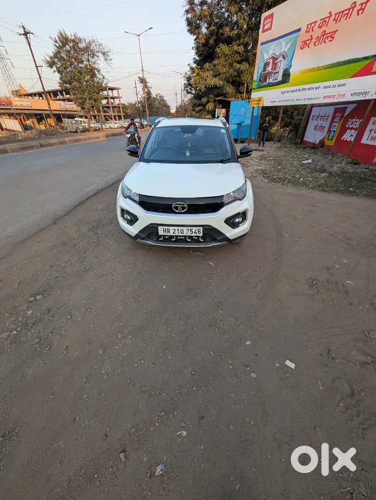 Tata Nexon 2021 Petrol 82000 Km Driven With Brand New Tyre.