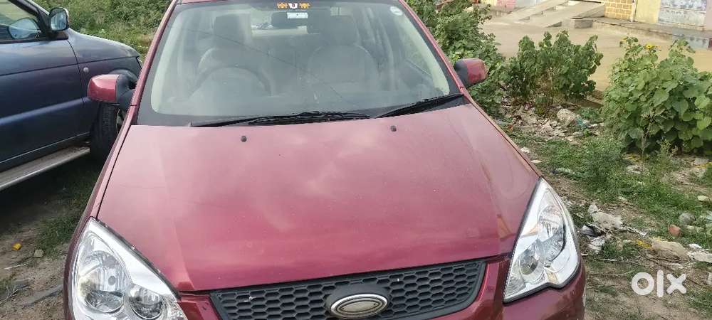 Ford Fiesta Zxi Abs 2010 Year Car