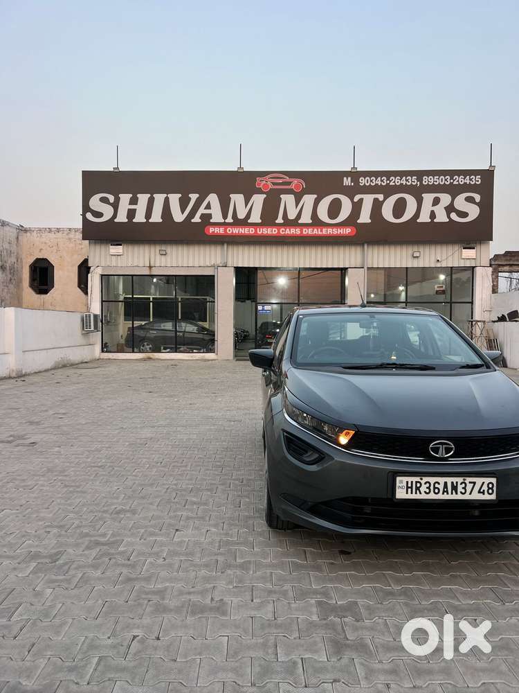 Tata Altroz 1.2 Xm Plus, 2022, Petrol
