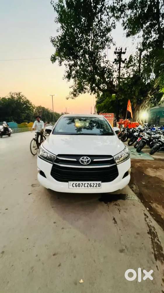 Toyota Innova Crysta Bs4 2.4 G