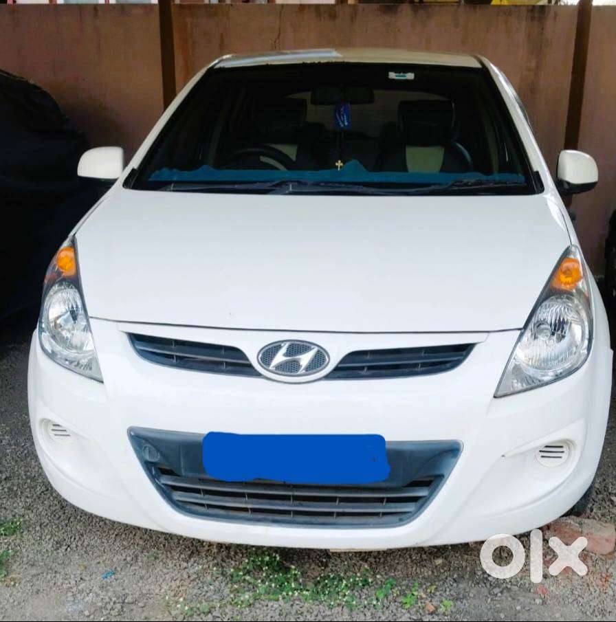 Hyundai I20 2010 Diesel Well Maintained(taxi Board)